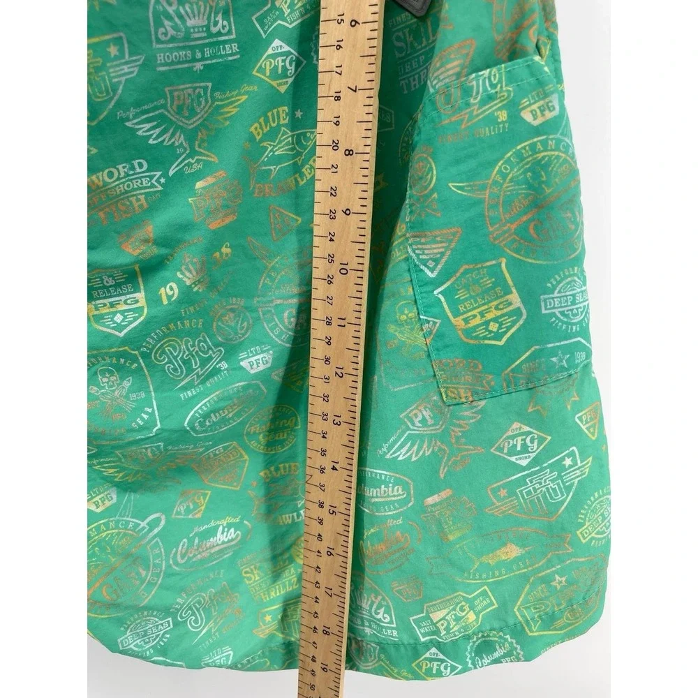 Columbia PFG Men's Swim Trunks‎ Size L Green Fishing Print Shorts